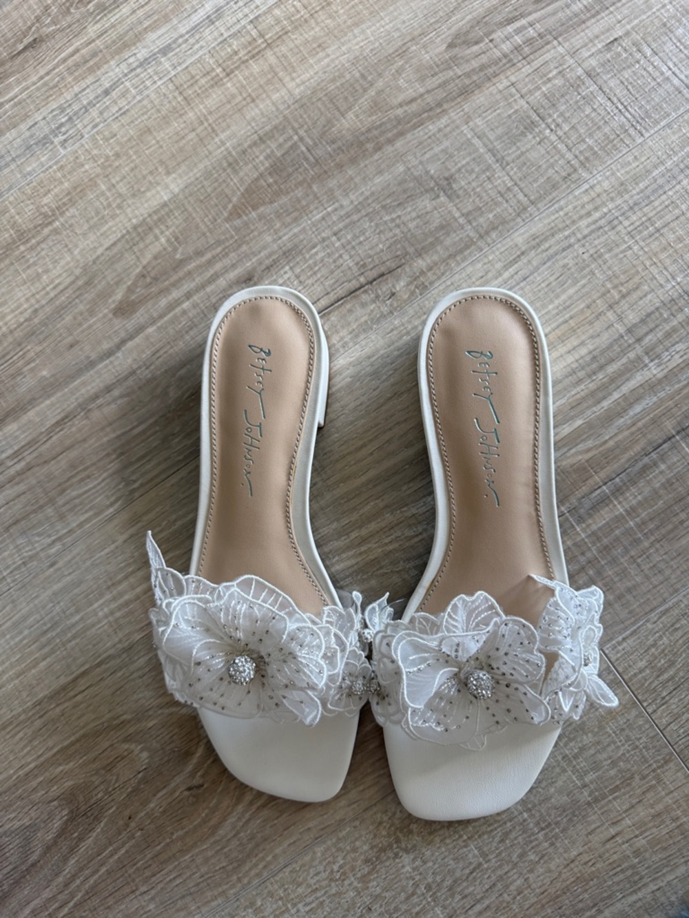 Betsey Johnson White Floral Lace Slide Mules